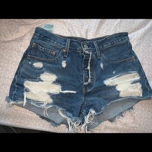 Levi’s 501 Women’s Jean shorts
